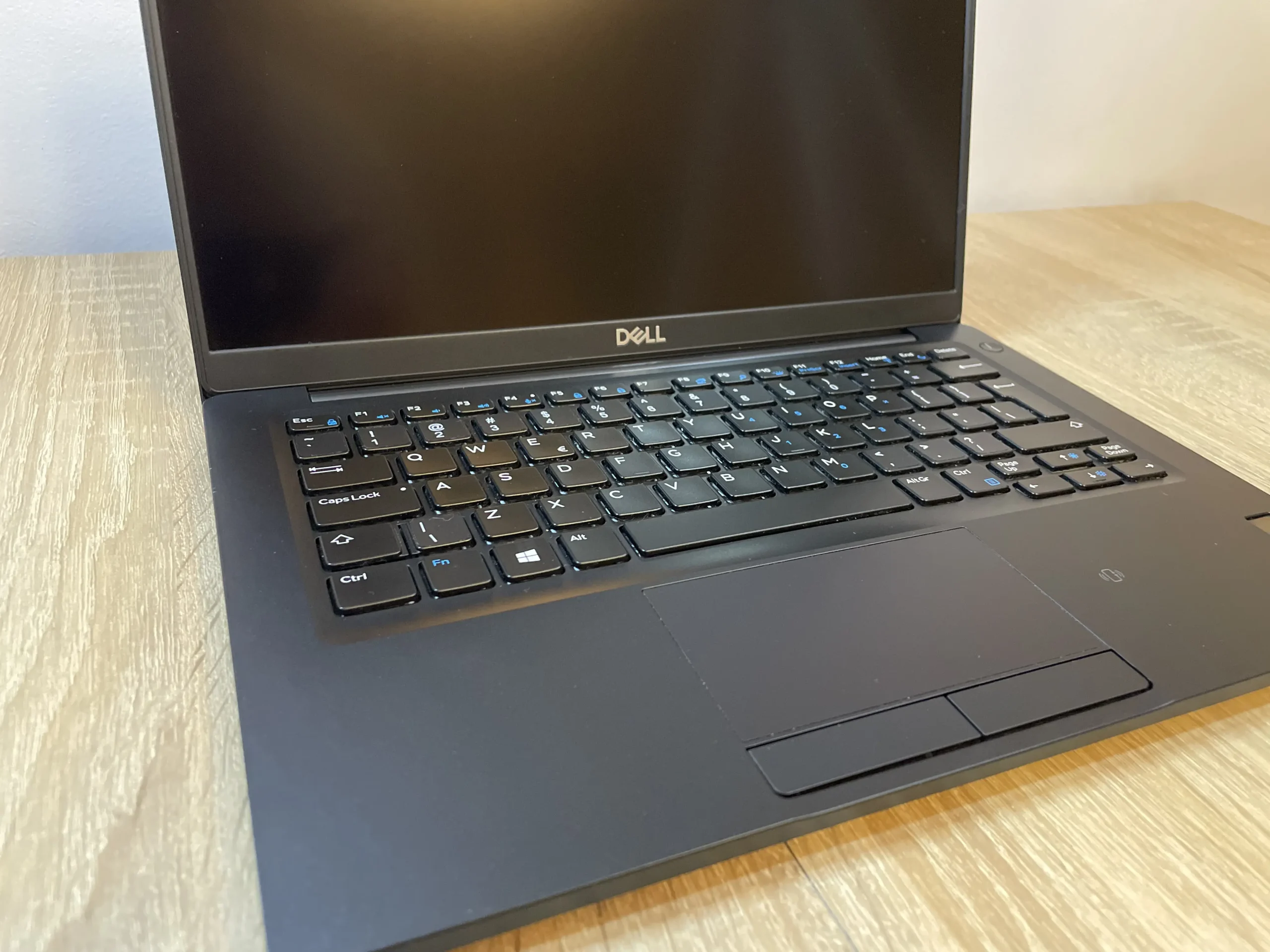 Laptop Dell Latitude 7390 I5-8350U/ 8GB/ 256GB/ WIN 11 PRO/ FHD - obrazek 9
