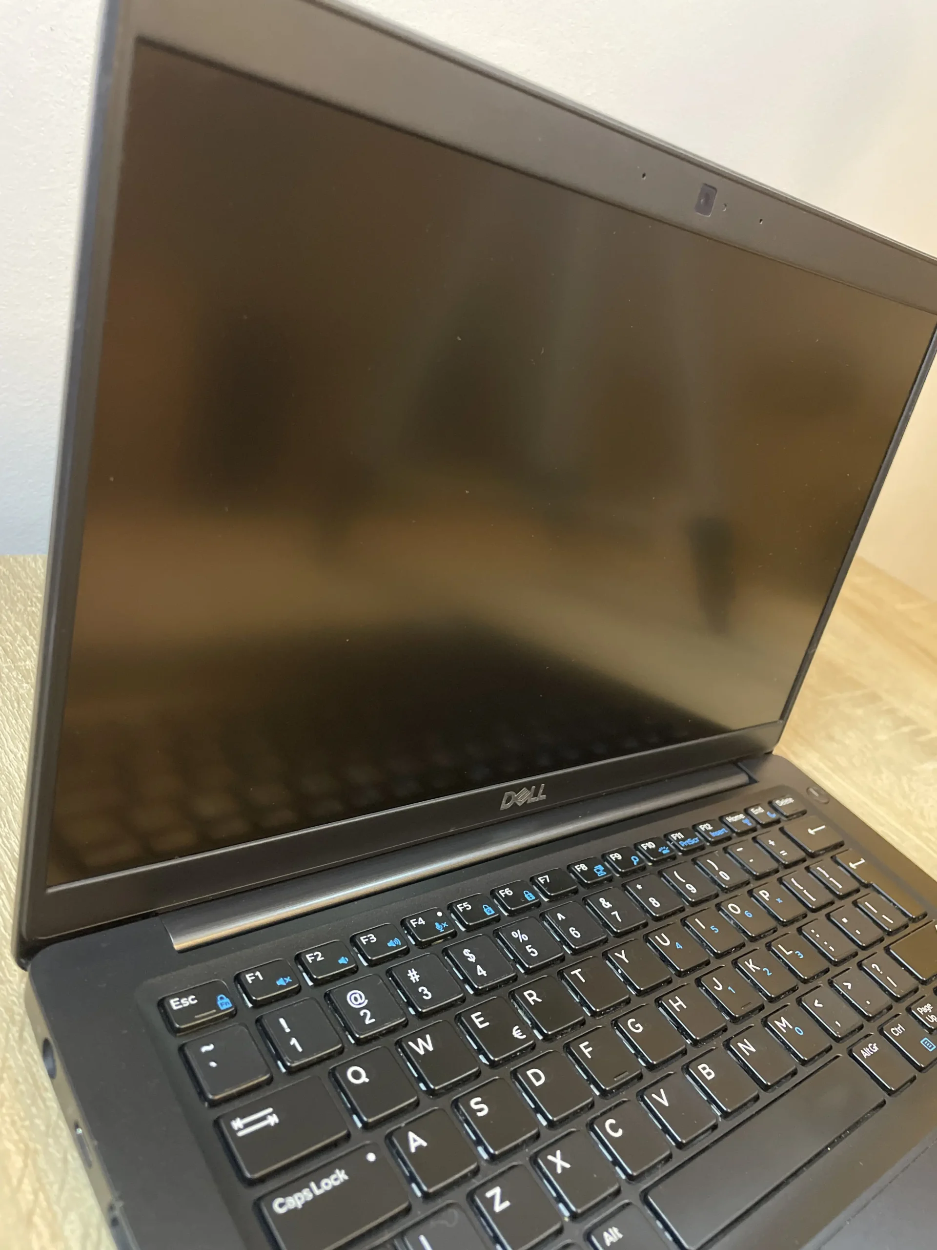 Laptop Dell Latitude 7390 I5-8350U/ 8GB/ 256GB/ WIN 11 PRO/ FHD - obrazek 12
